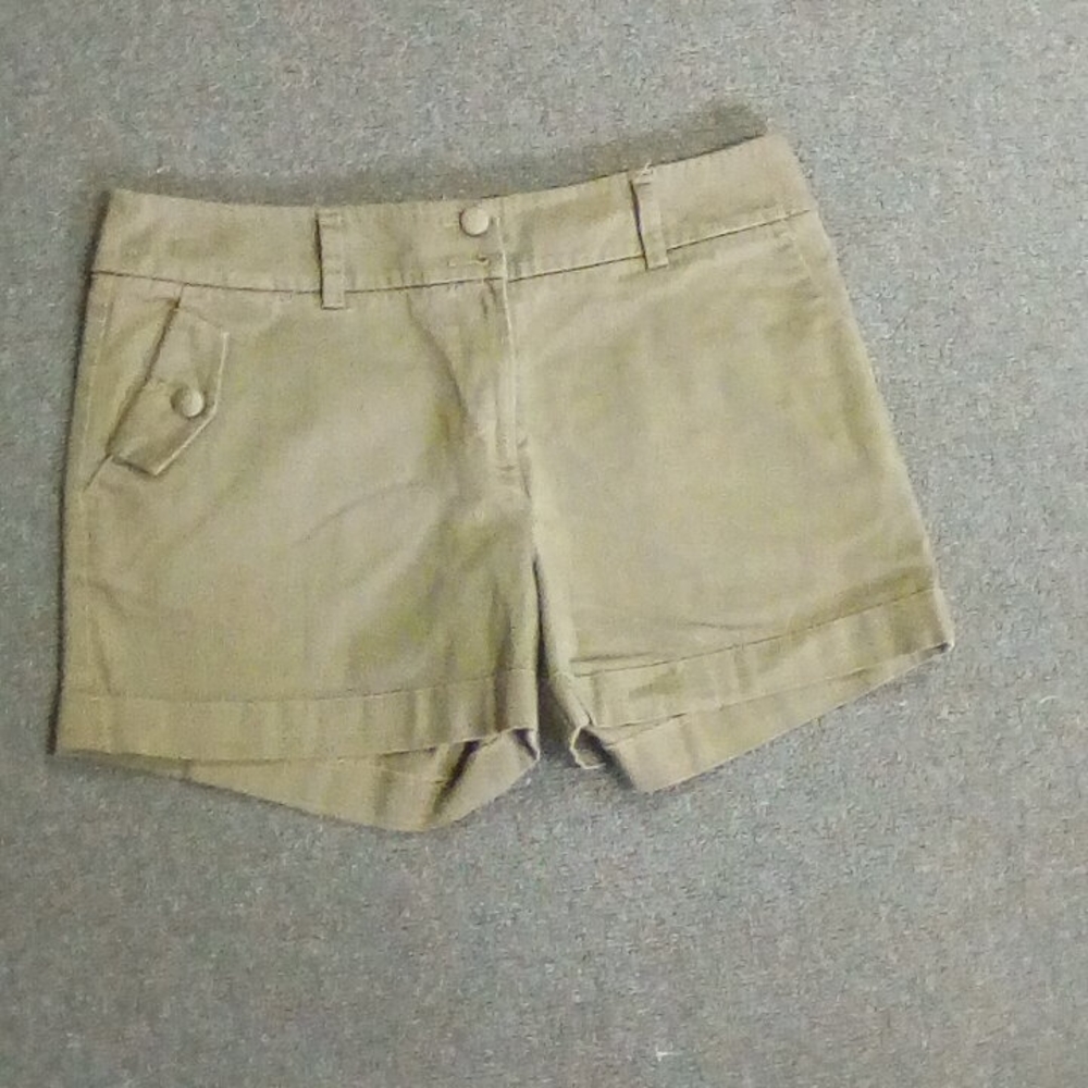 Dark green shorts